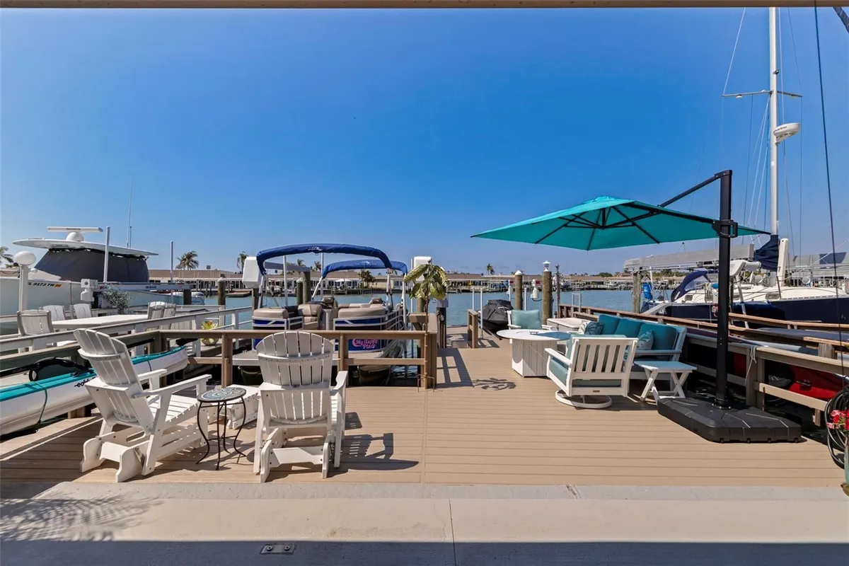 Property Slideshow image 1 of 56 | 479 boca ciega point blvd 1205, St Petersburg, FL, 33708