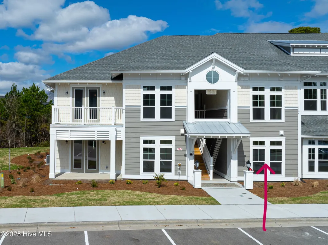Property Slideshow image 1 of 28 | 2537 st james dr apt 1102, Southport, NC, 28461