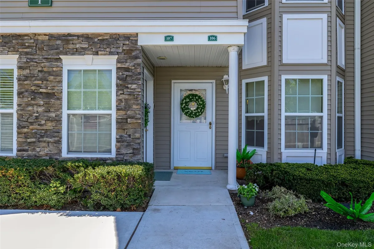 Property Slideshow image 1 of 42 | 106 spring dr, Hempstead, NY, 11554