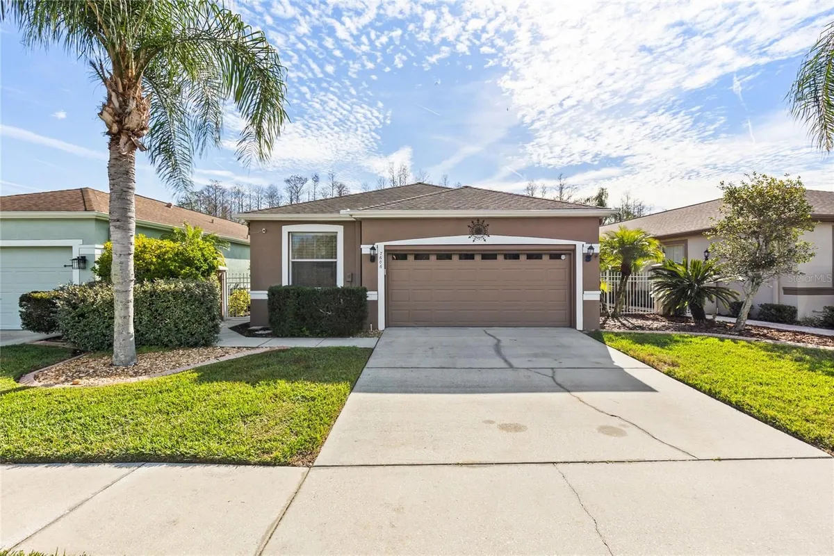 Property Slideshow image 1 of 23 | 7606 berna ln, Land O Lakes, FL, 34637