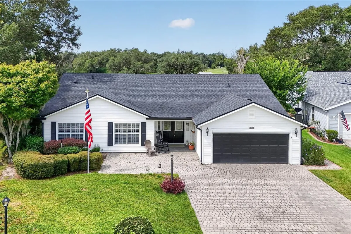 Property Slideshow image 1 of 41 | 25102 meriweather rd, Leesburg, FL, 34748