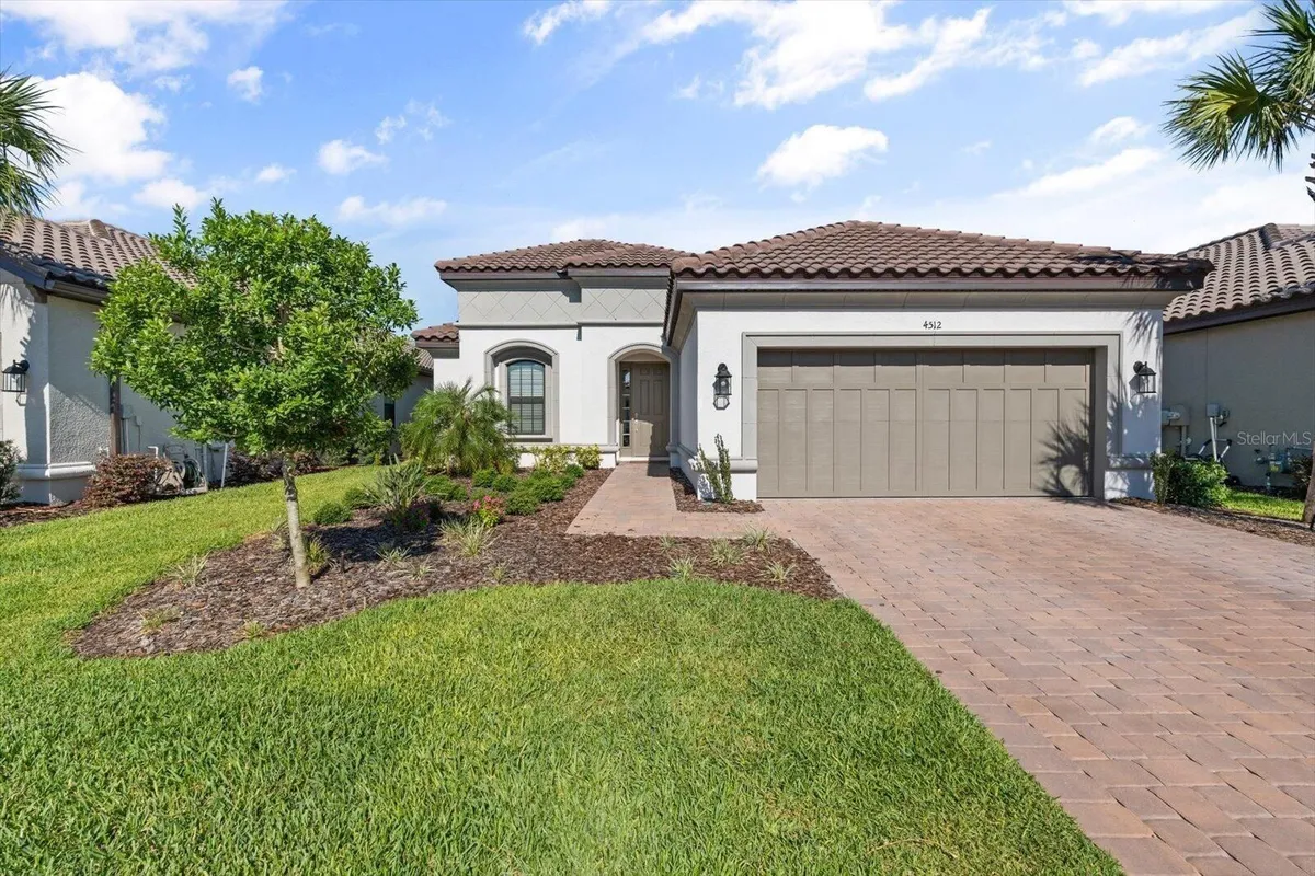 Property Slideshow image 1 of 48 | 4512 crestpoint way, Palmetto, FL, 34221