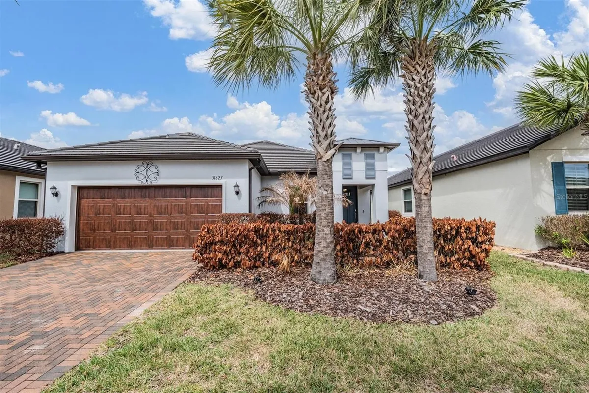 Property Slideshow image 1 of 89 | 31625 cannon rush dr, San Antonio, FL, 33576
