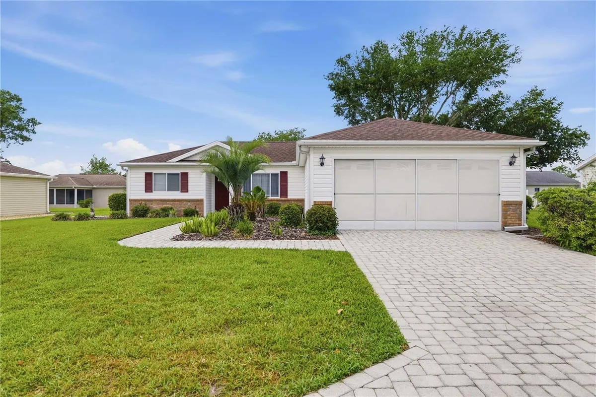 Property Slideshow image 1 of 69 | 13732 se 88th ct, Summerfield, FL, 34491
