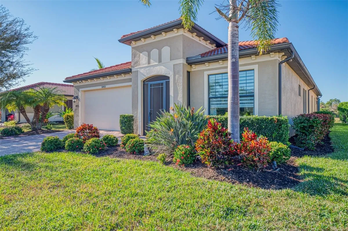 Property Slideshow image 1 of 60 | 10415 medjool dr, Venice, FL, 34293