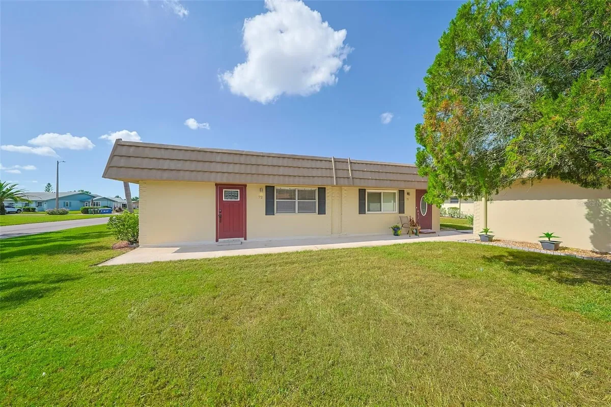 Property Slideshow image 1 of 59 | 202 bedford st 72, Sun City Center, FL, 33573