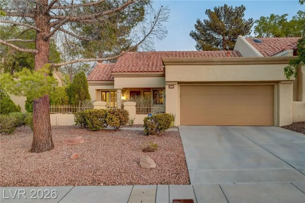 Property Slideshow image 1 of 56 | 2612 highvale dr, Las Vegas, NV, 89134
