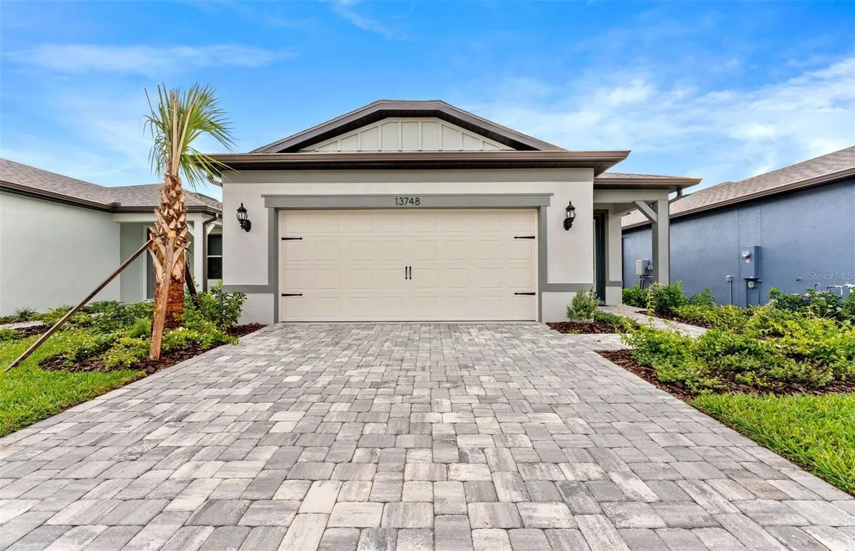 Property Slideshow image 1 of 30 | 13748 rocky pine pl, Spring Hill, FL, 34610