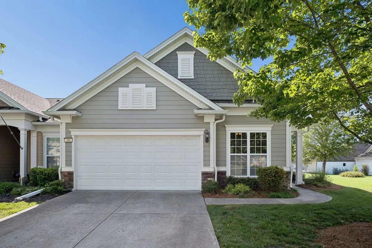 Property Slideshow image 1 of 36 | 300 blockade ln, Mount Juliet, TN, 37122