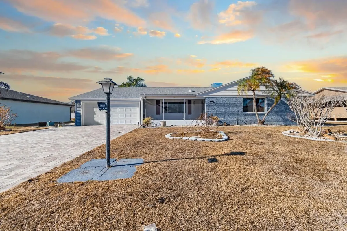 Property Slideshow image 1 of 47 | 1617 vincennes dr, Sun City Center, FL, 33573