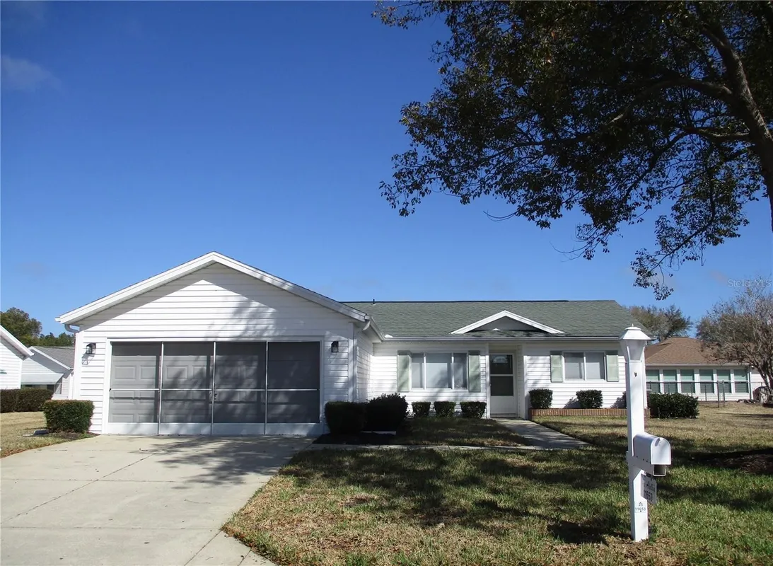 Property Slideshow image 1 of 62 | 11653 sw 138th ln, Dunnellon, FL, 34432