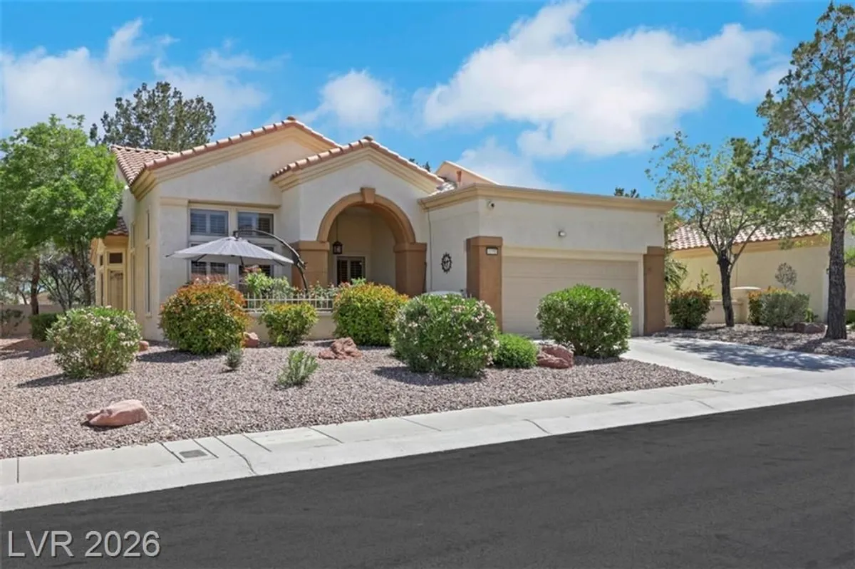 Property Slideshow image 1 of 25 | 2110 spring water dr, Las Vegas, NV, 89134