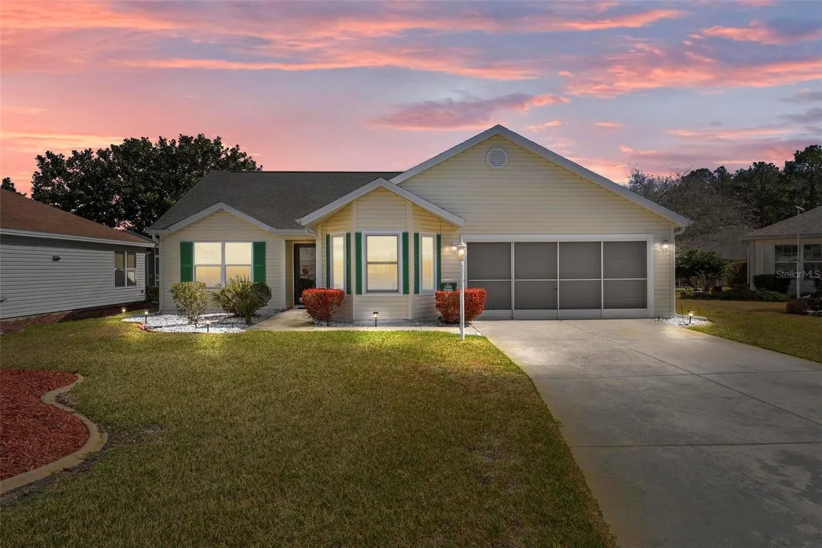 Property Slideshow image 1 of 60 | 1305 la estrellita way, The Villages, FL, 32162