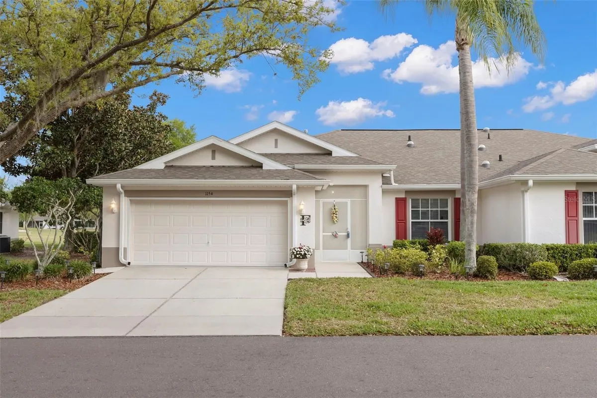Property Slideshow image 1 of 54 | 1154 corinth greens dr, Sun City Center, FL, 33573