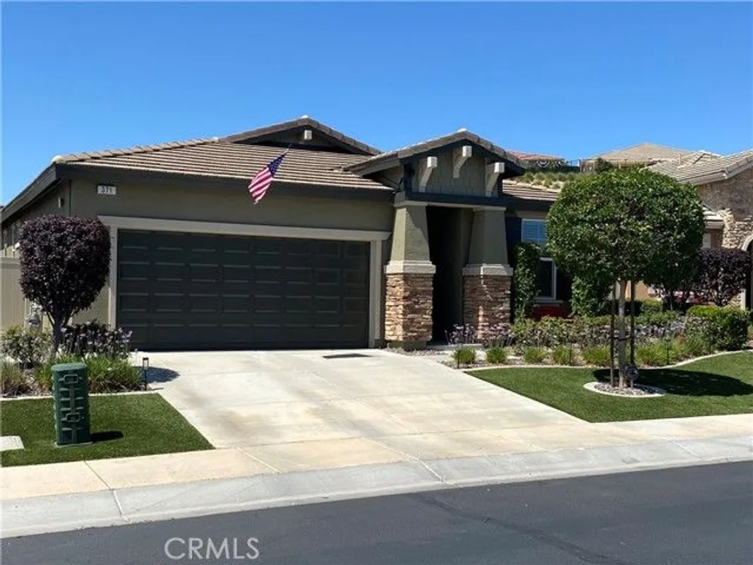 Property Slideshow image 1 of 1 | 371 song bird, Beaumont, CA, 92223