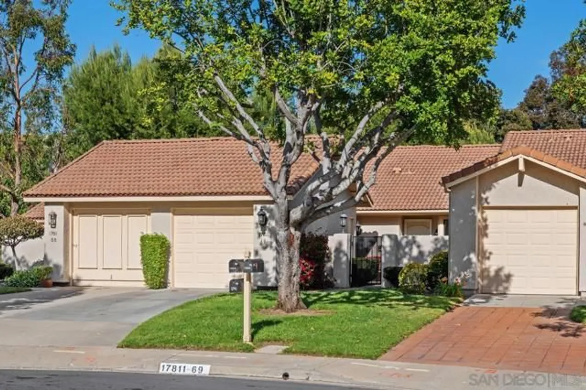 Property Slideshow image 1 of 23 | 17811 corte huasco 69, San Diego, CA, 92128