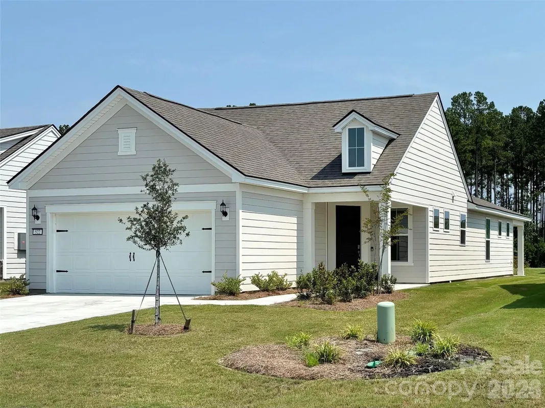 Property Slideshow image 1 of 24 | 522 aurora way, Bluffton, SC, 29909
