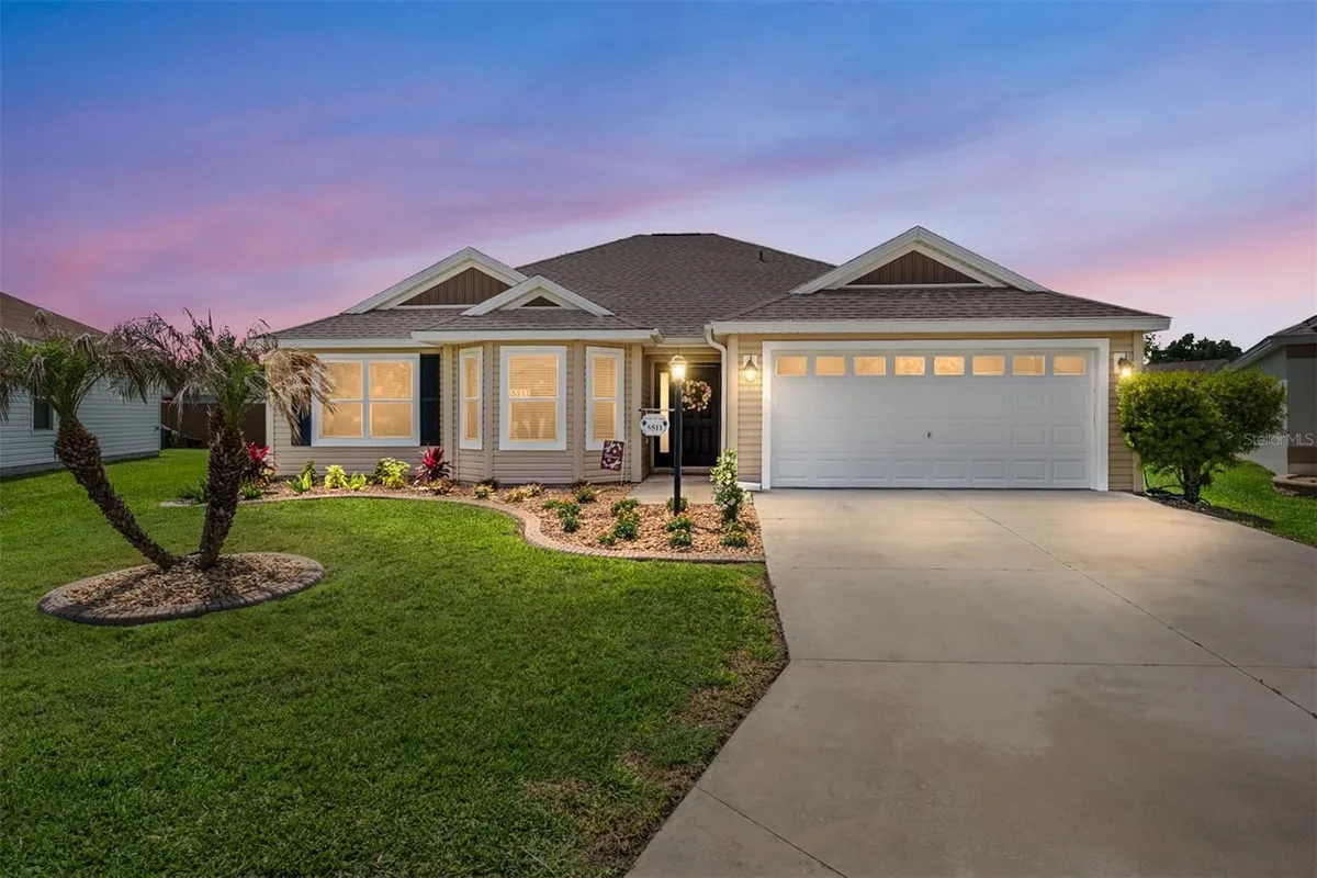 Property Slideshow image 1 of 48 | 5511 head way, The Villages, FL, 32163