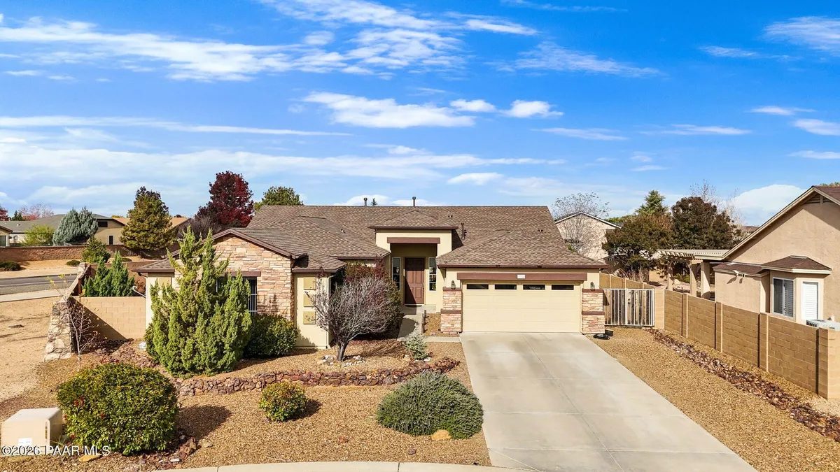 Property Slideshow image 1 of 44 | 7710 e day break cir, Prescott Valley, AZ, 86315