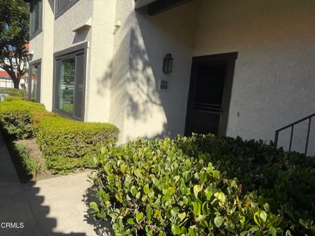 Property Slideshow image 1 of 64 | 2232 martinique ln, Oxnard, CA, 93035