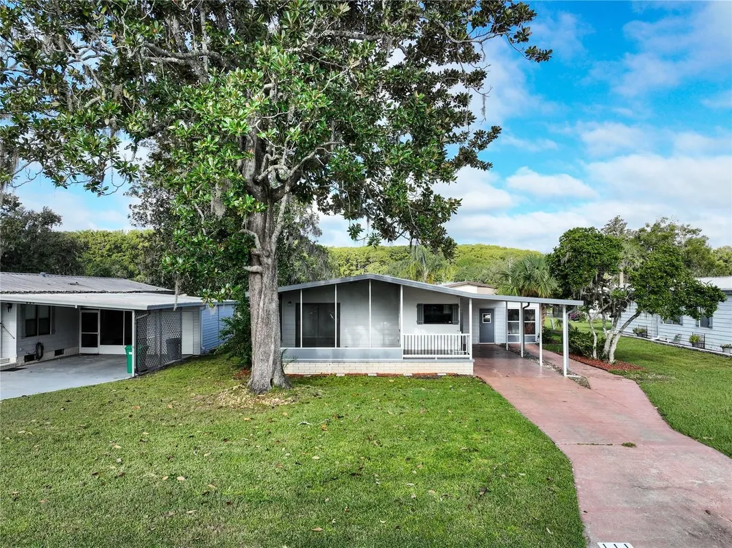 Property Slideshow image 1 of 52 | 111 sugar maple ave, Wildwood, FL, 34785