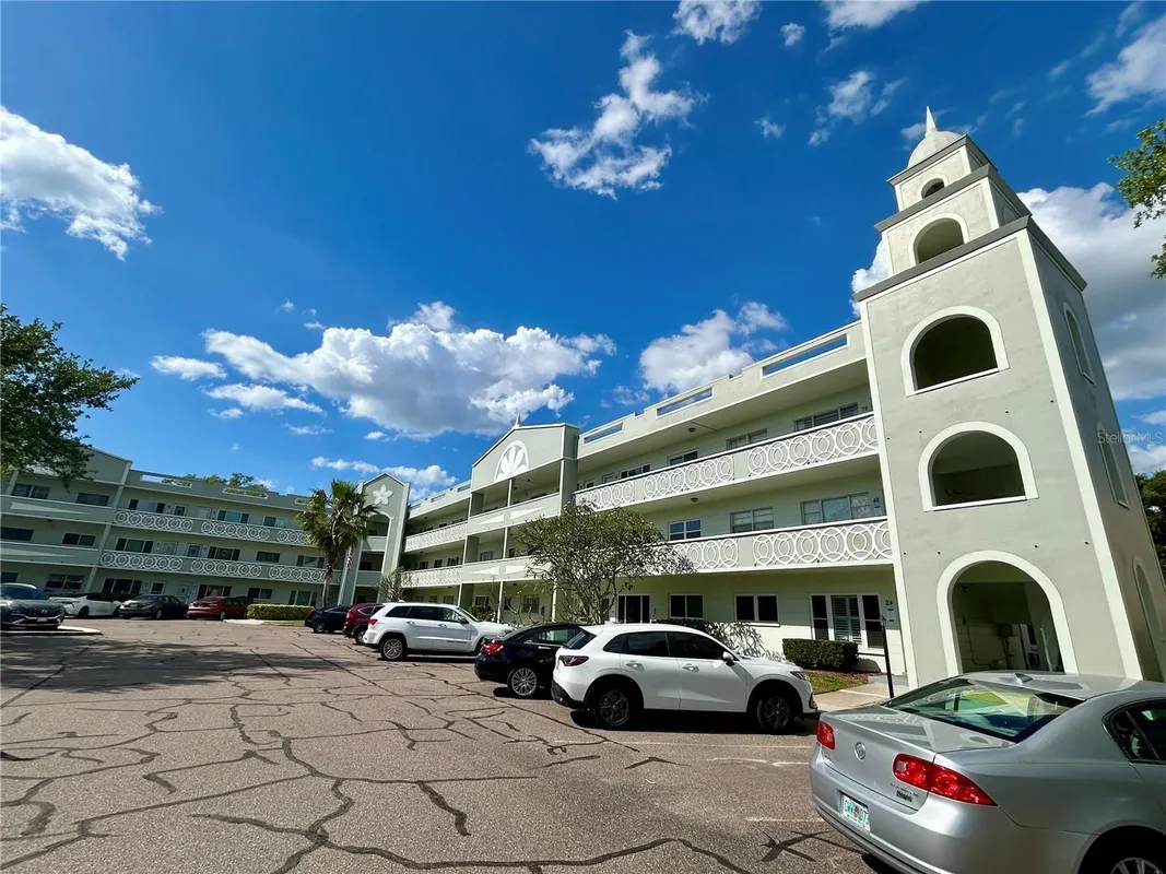 Property Slideshow image 1 of 48 | 2256 philippine dr 42, Clearwater, FL, 33763
