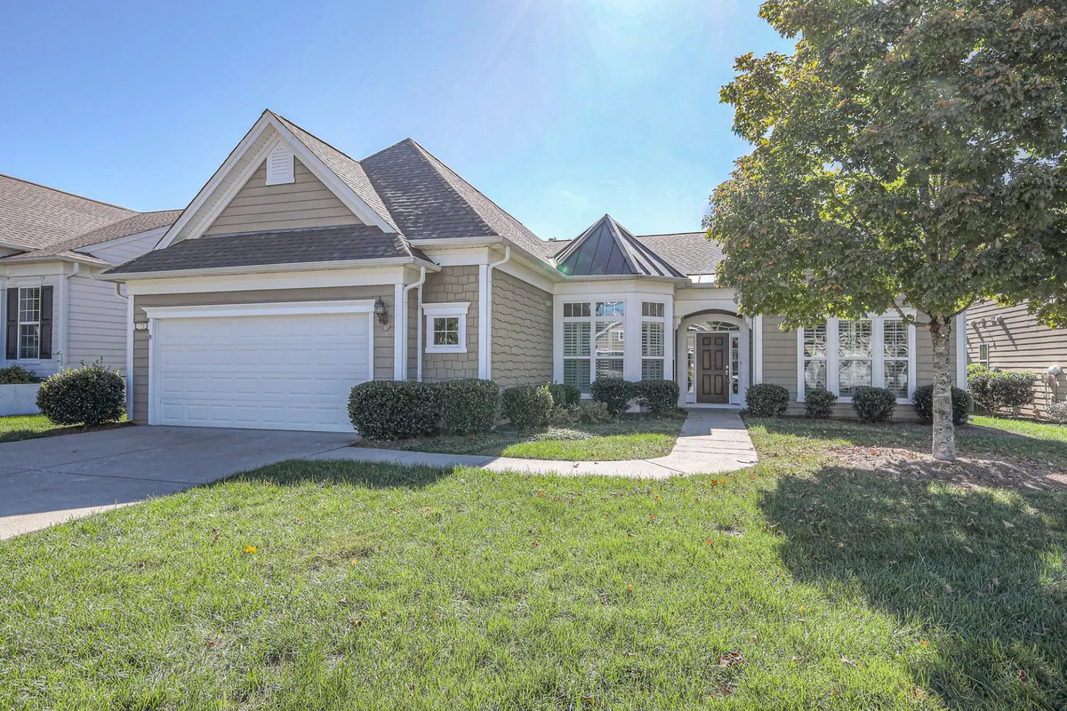 Property Slideshow image 1 of 55 | 421 schooner ln, Mount Juliet, TN, 37122