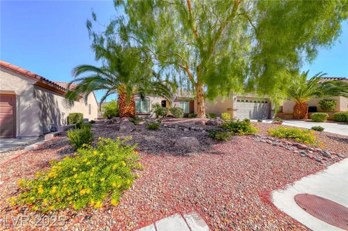Property Slideshow image 1 of 56 | 2218 sandstone cliffs dr, Henderson, NV, 89044