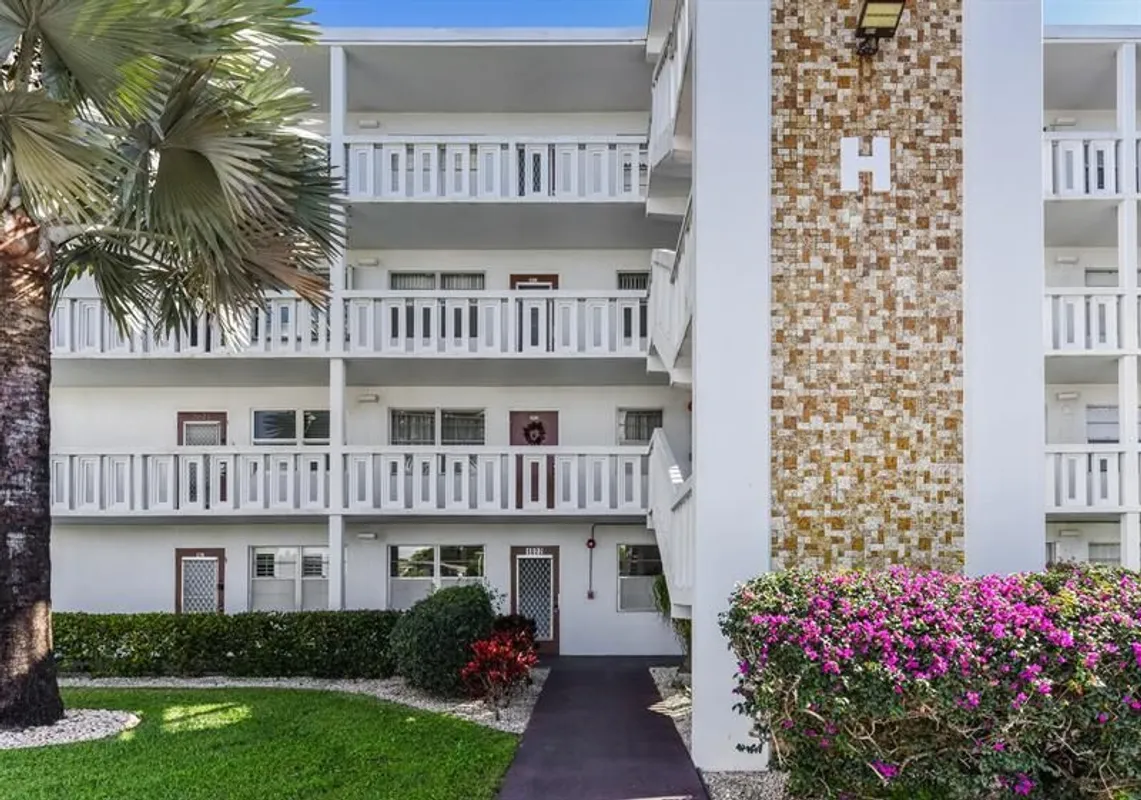 Property Slideshow image 1 of 30 | 1022 newport h # 1022, Deerfield Beach, FL, 33442