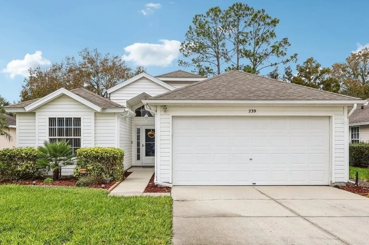 Property Slideshow image 1 of 45 | 239 juniper way, Tavares, FL, 32778