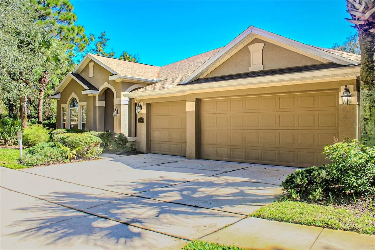 Property Slideshow image 1 of 52 | 26 n park cir, Palm Coast, FL, 32137