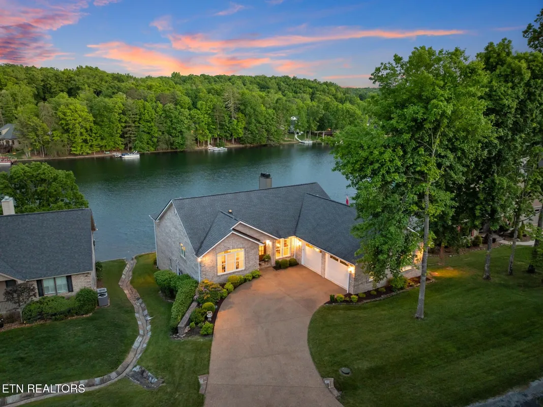 Property Slideshow image 1 of 60 | 150 motthaven dr, Crossville, TN, 38558