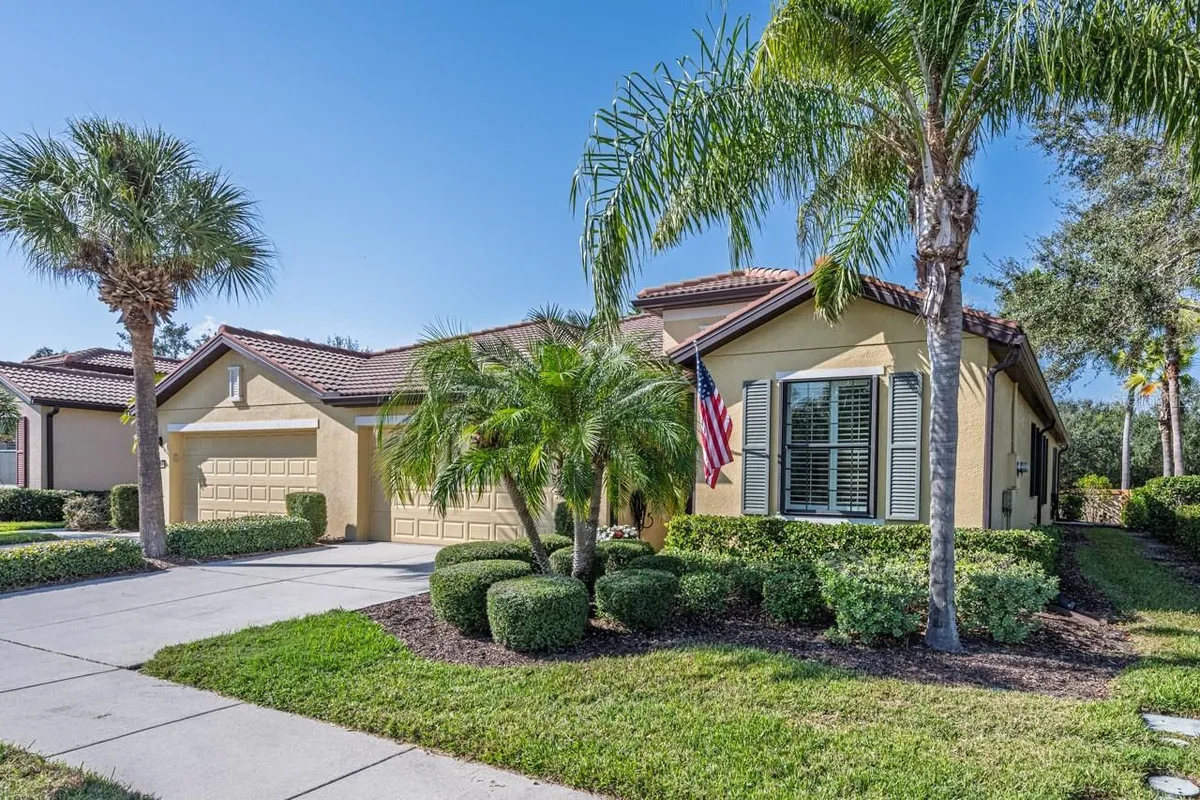 Property Slideshow image 1 of 51 | 5503 sunset falls dr, Apollo Beach, FL, 33572