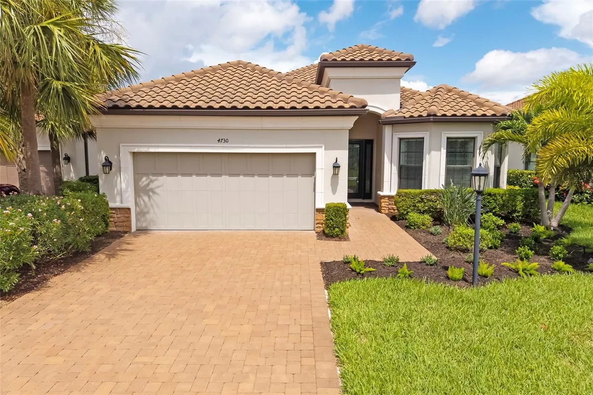 Property Slideshow image 1 of 90 | 4730 sarca ct, Bradenton, FL, 34211