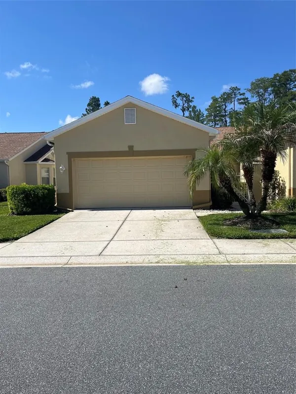 Property Slideshow image 1 of 21 | 7211 cleopatra dr, Land O Lakes, FL, 34637