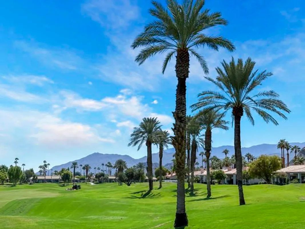 Property Slideshow image 1 of 53 | 55280 riviera, La Quinta, CA, 92253