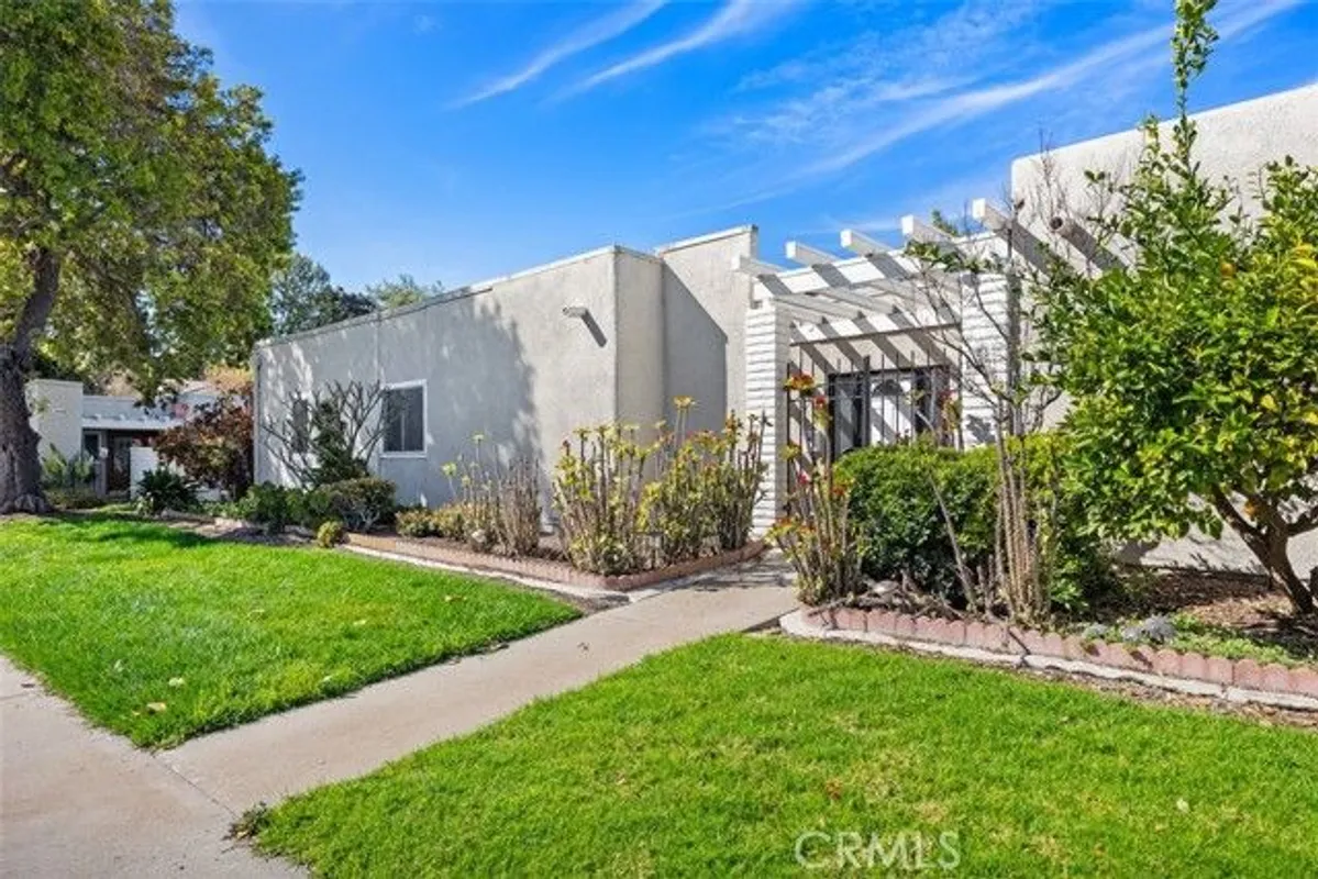 Property Slideshow image 1 of 49 | 2005 via mariposa w b, Laguna Woods, CA, 92637