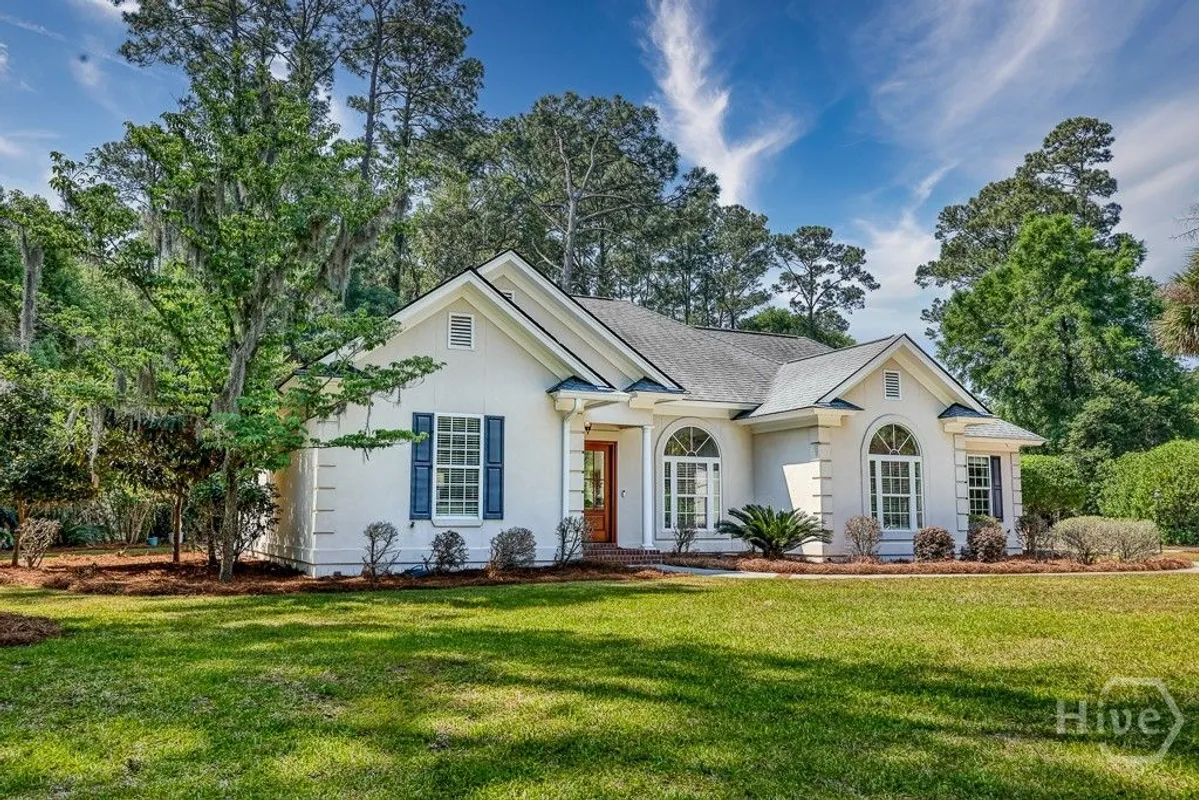 Property Slideshow image 1 of 47 | 4 cannon ln, Savannah, GA, 31411