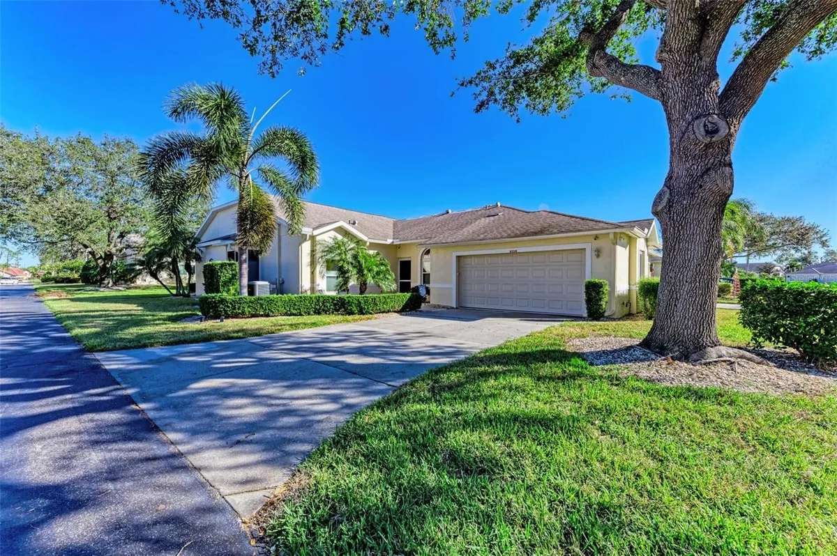 Property Slideshow image 1 of 55 | 6338 stone river rd, Bradenton, FL, 34203