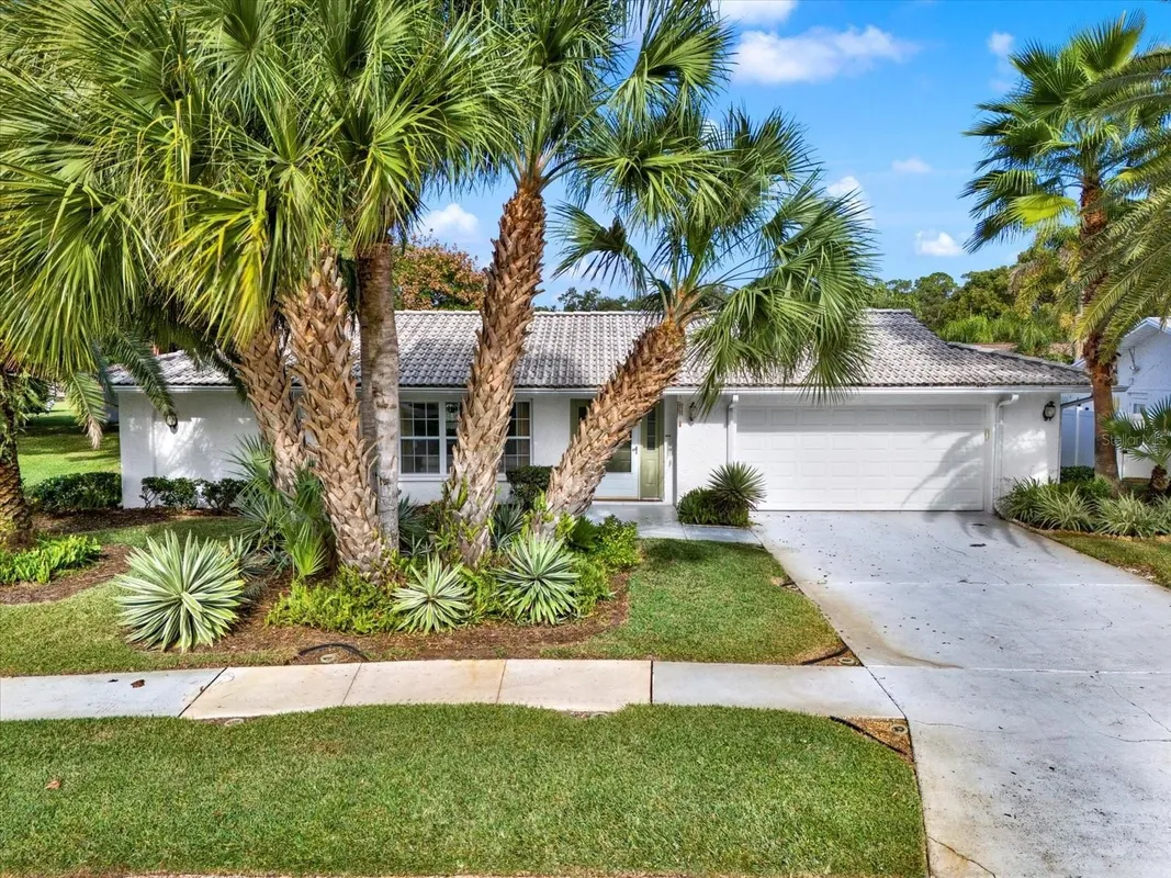 Property Slideshow image 1 of 36 | 720 bowsprit pl, Palm Harbor, FL, 34685