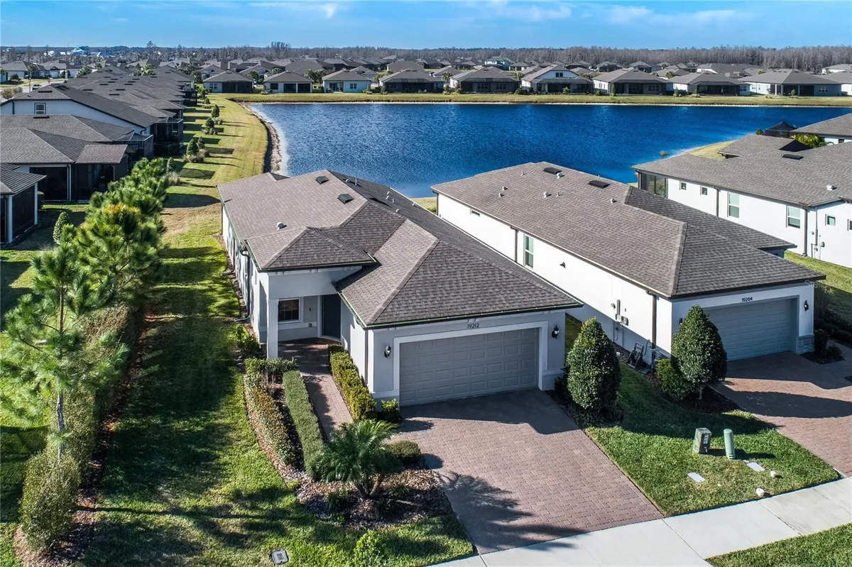 Property Slideshow image 1 of 75 | 19212 iron topsail isle, Land O Lakes, FL, 34638