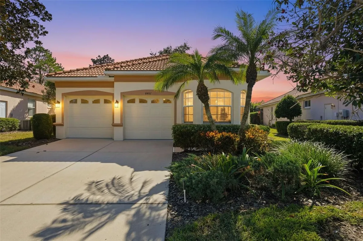 Property Slideshow image 1 of 36 | 6431 wingspan way, Bradenton, FL, 34203