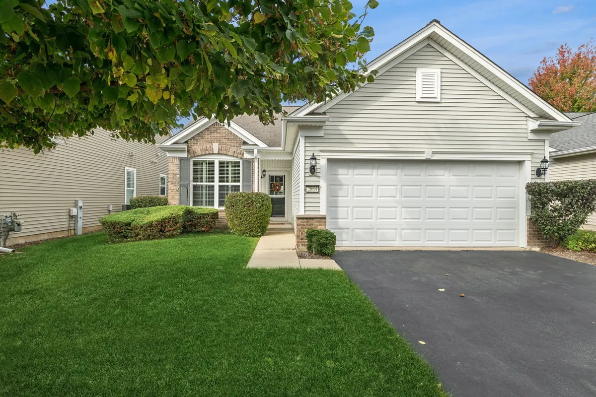 Property Slideshow image 1 of 19 | 2864 edgewater dr, Elgin, IL, 60124