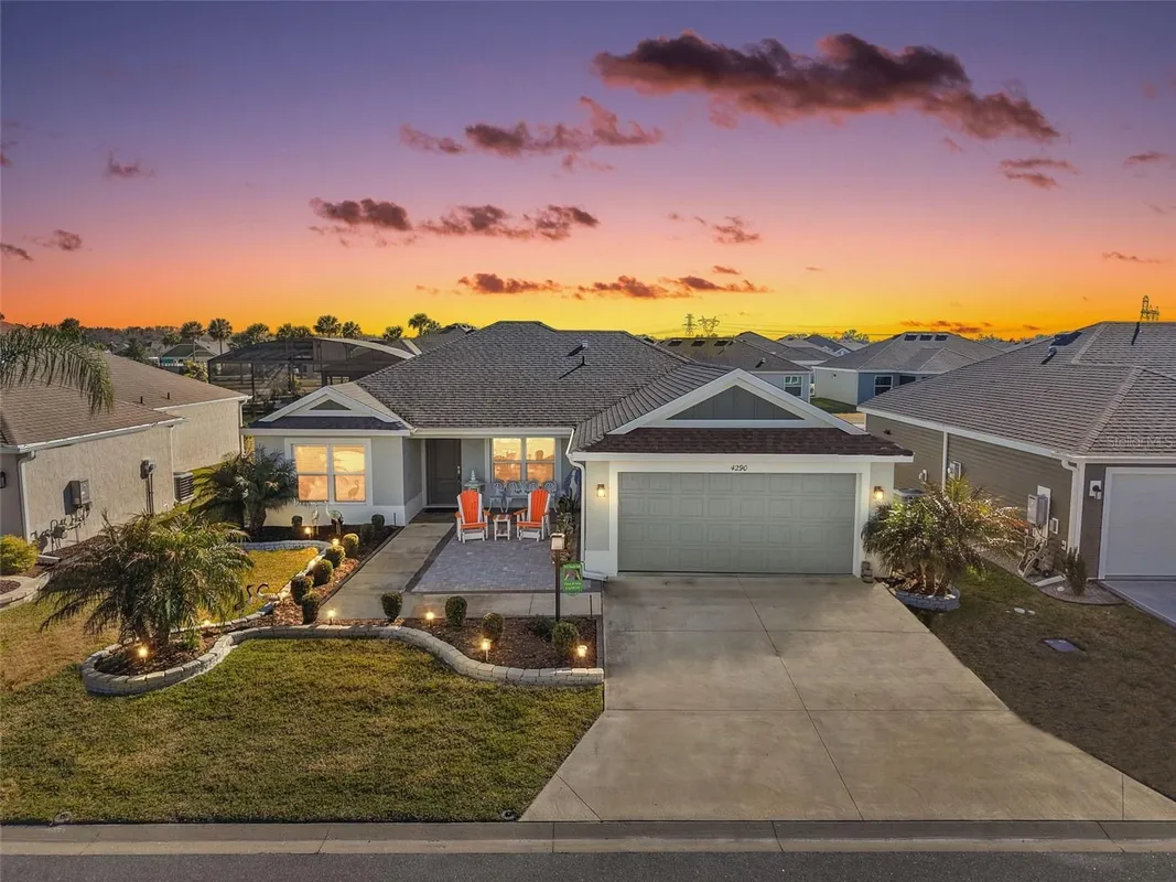 Property Slideshow image 1 of 43 | 4290 collerette ct, The Villages, FL, 32163