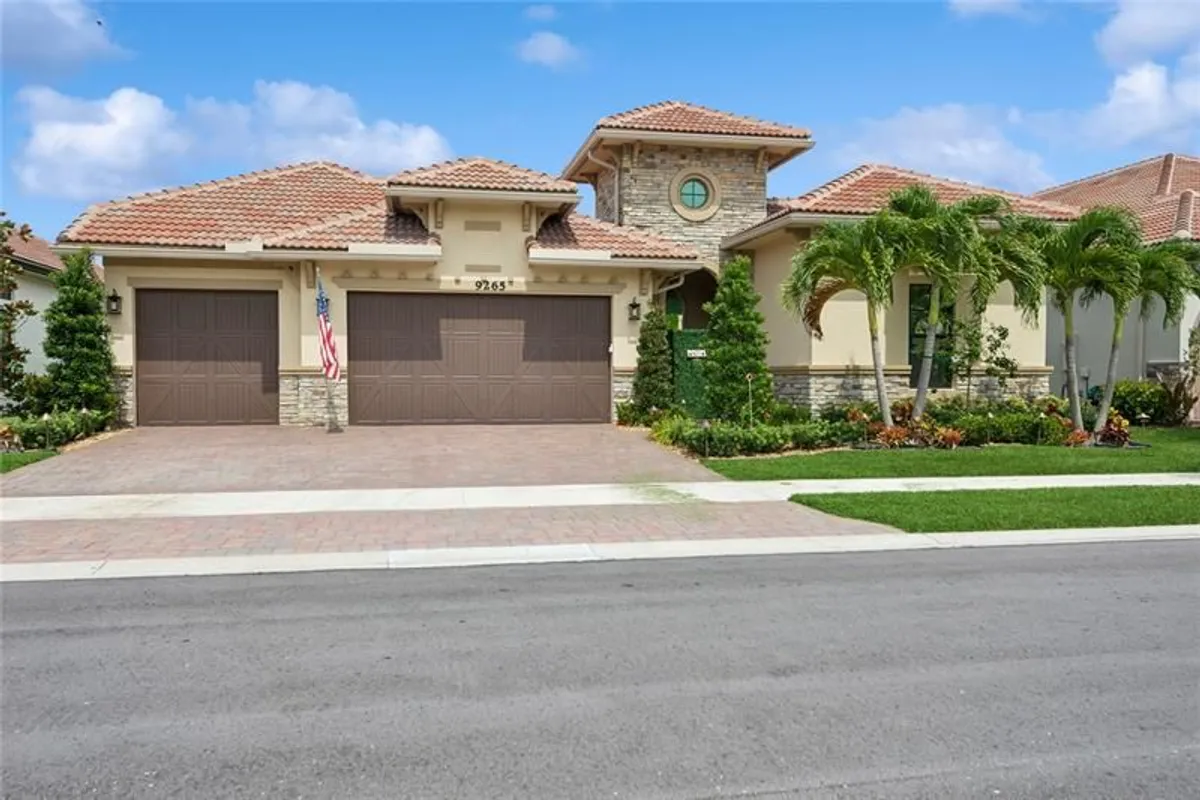 Property Slideshow image 1 of 40 | 9265 porto way, Parkland, FL, 33076