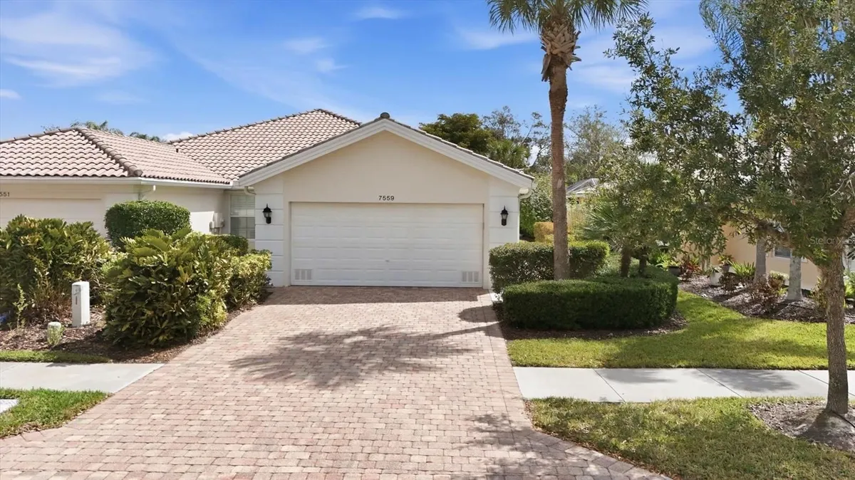 Property Slideshow image 1 of 48 | 7559 quinto dr, Sarasota, FL, 34238