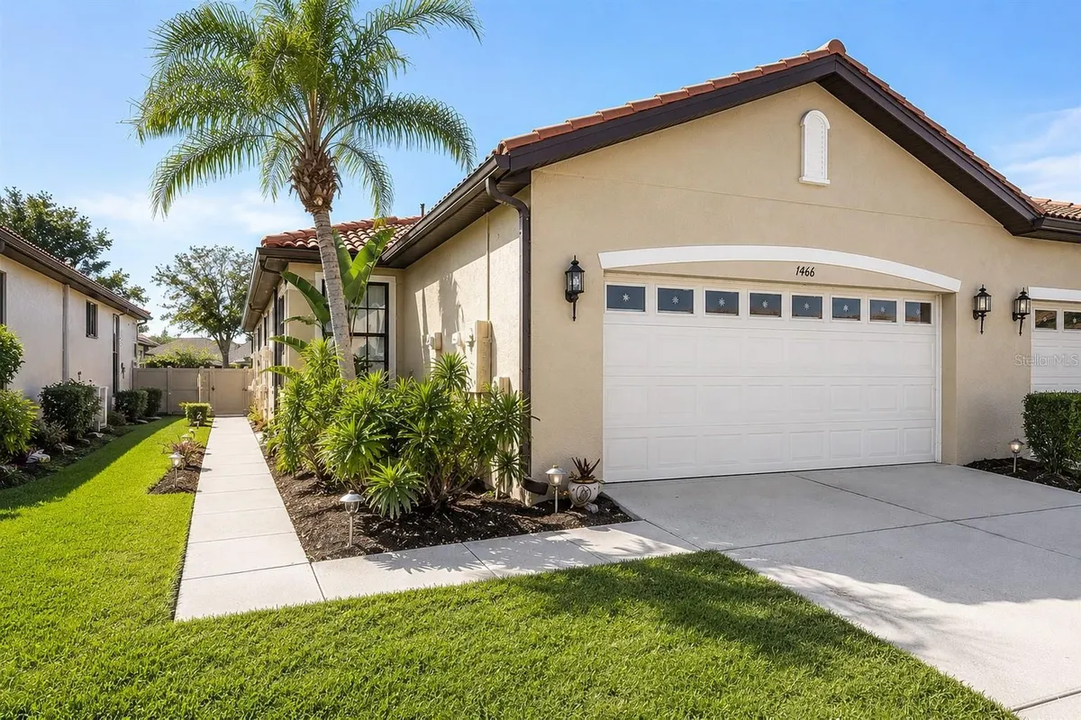 Property Slideshow image 1 of 40 | 1466 maseno dr, Venice, FL, 34292