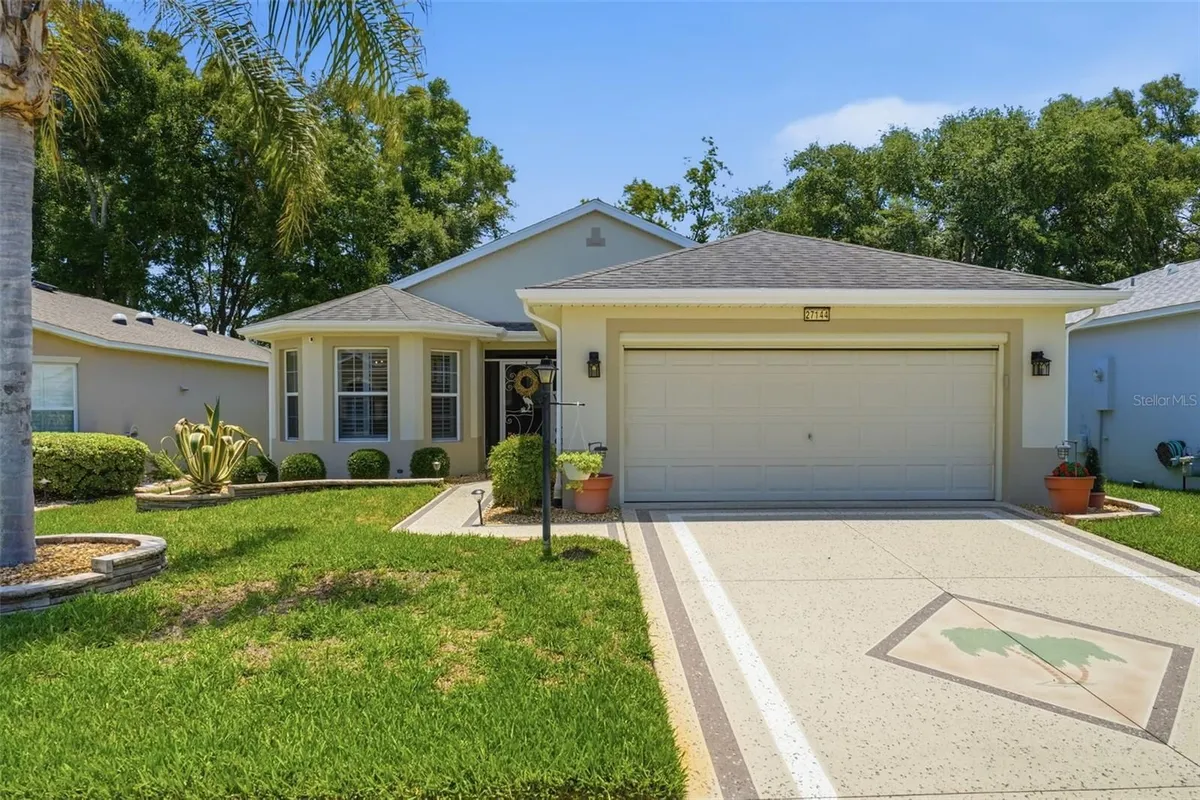 Property Slideshow image 1 of 27 | 27144 stoney brook dr, Leesburg, FL, 34748