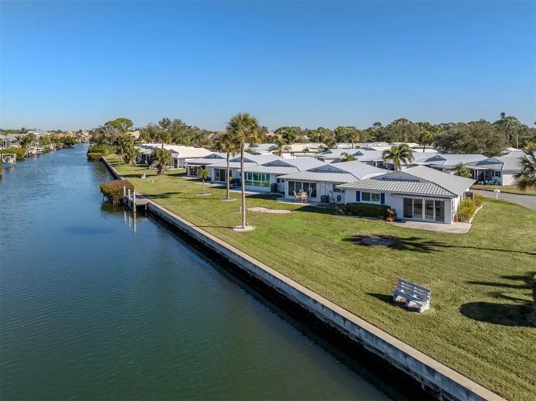 Property Slideshow image 1 of 86 | 611 fair winds dr # 611, Nokomis, FL, 34275