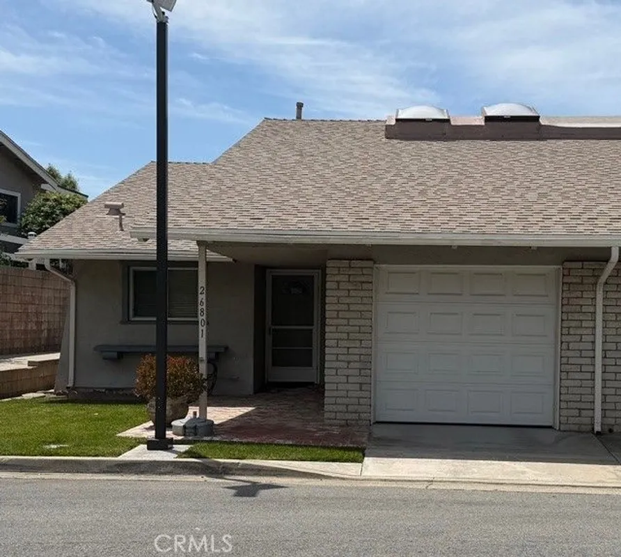 Property Slideshow image 1 of 24 | 26801 circle of the oaks, Newhall, CA, 91321